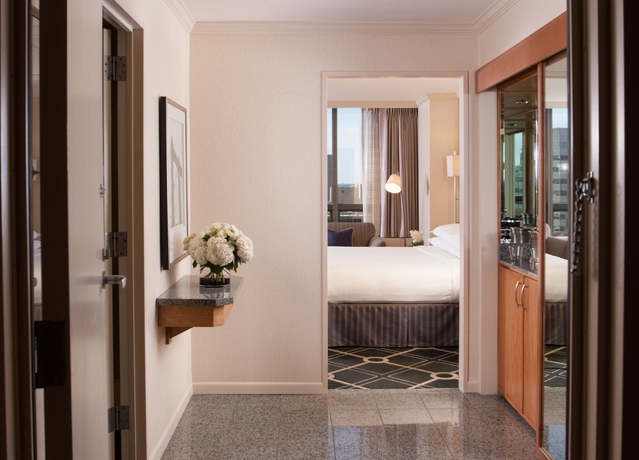 Imagen de la habitación del Hotel The Marquette , Curio Collection By Hilton. Foto 8