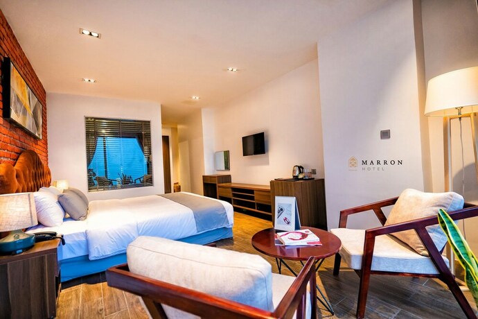 Imagen de la habitación del Hotel The Marron. Foto 33