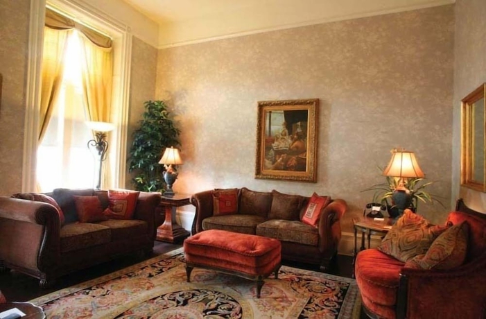 Imagen de los interiores del Hotel The Martha Washington Inn And Spa. Foto 19