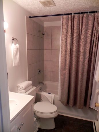 Imagen de la habitación del Hotel The Martin Arms. Foto 6