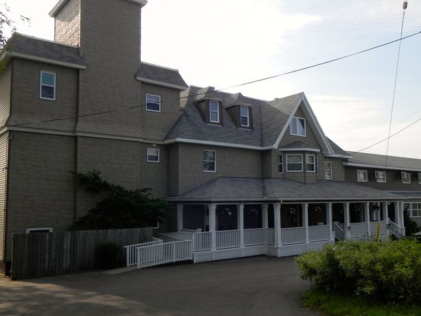 Imagen de los exteriores del Hotel The Martin Arms. Foto 9