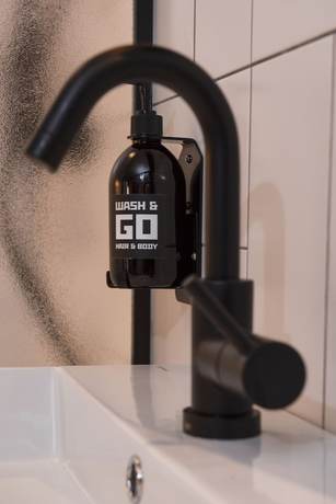 Imagen de la habitación del Hotel The Match. Foto 7