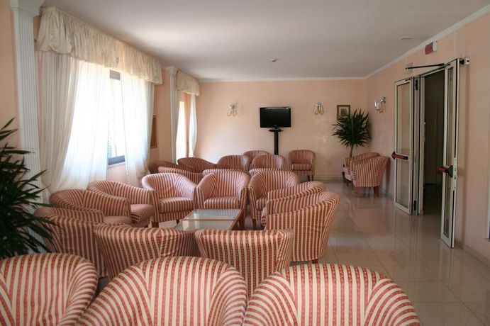 Imagen de los interiores del Hotel The Match, Pinarella di Cervia. Foto 20