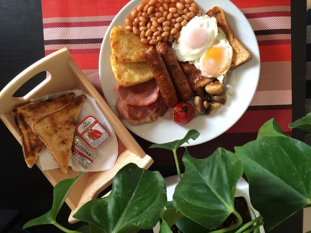 Imagen del bar/restaurante del Hotel The Mathraki Studios Adult Only. Foto 5