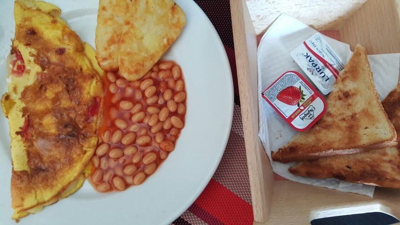 Imagen del bar/restaurante del Hotel The Mathraki Studios Adult Only. Foto 6