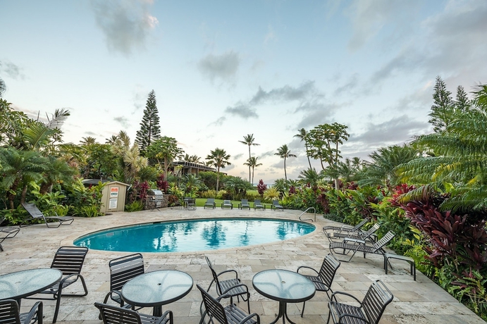 Imagen de la piscina del Hotel The Mauian - Boutique Beach Studios On Napili Bay. Foto 18