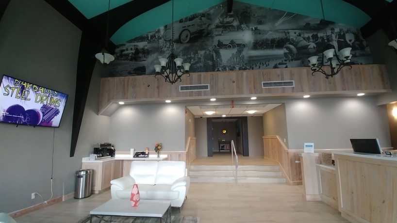 Imagen de los interiores del Hotel The Maverick Resort. Foto 16