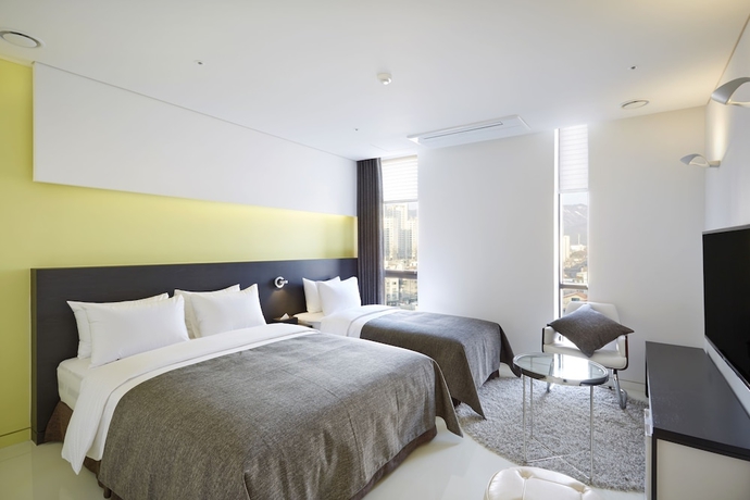 Imagen de la habitación del Hotel The May. Foto 5