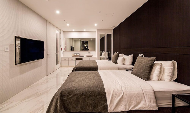 Imagen de la habitación del Hotel The May. Foto 16