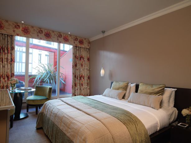 Imagen de la habitación del Hotel The May Fair, A Radisson Collection , Mayfair London. Foto 11