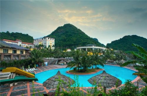 Imagen general del Hotel The May Legend Catba. Foto 2