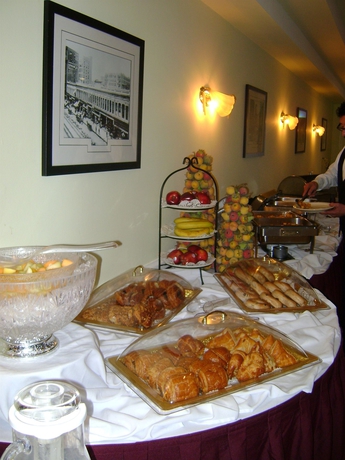 Imagen del bar/restaurante del Hotel The Mayfair Los Angeles. Foto 3