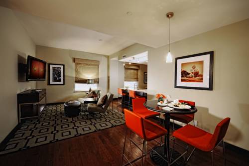 Imagen de la habitación del Hotel The Mayo. Foto 4