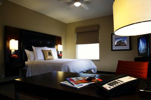 Imagen de la habitación del Hotel The Mayo. Foto 13