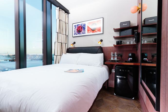 Imagen de la habitación del Hotel The Mayson Dublin. Foto 10