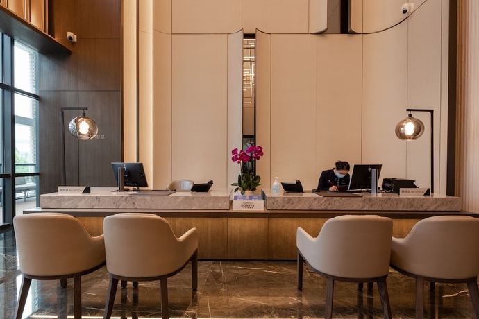 Imagen de los interiores del Hotel The Meixi Lake, Changsha - Marriott Executive Apartments. Foto 14