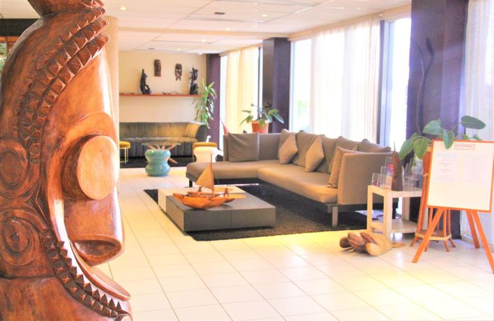 Imagen de los interiores del Hotel The Melanesian Port Vila. Foto 12
