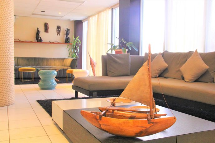 Imagen de los interiores del Hotel The Melanesian Port Vila. Foto 16