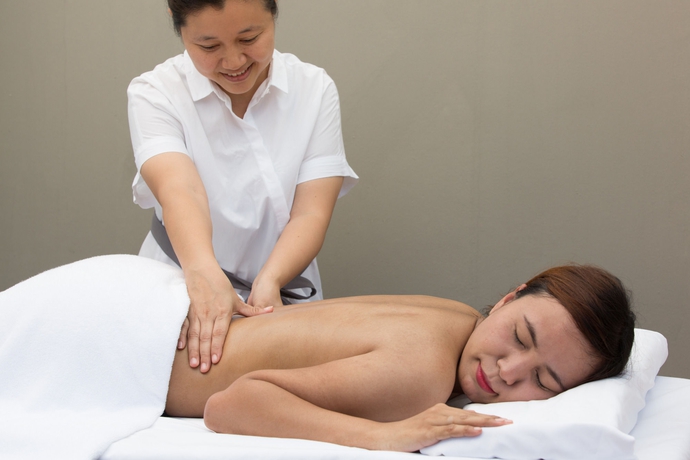 Imagen de los interiores del Hotel The Melody Phuket - Sha Extra Plus. Foto 14