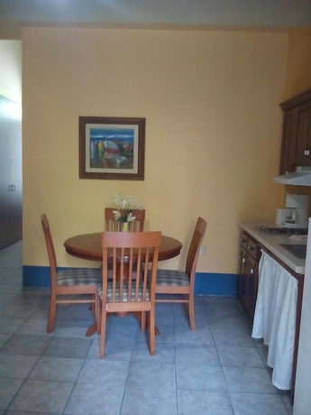 Imagen de la habitación del Hotel The Melville Boutique. Foto 8