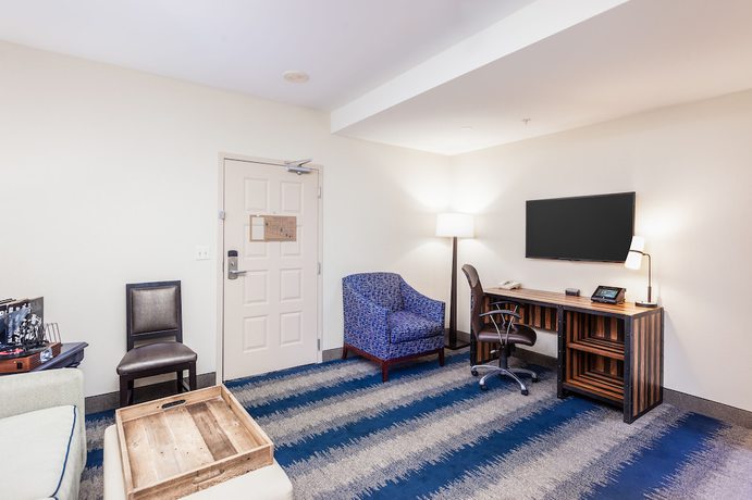 Imagen de la habitación del Hotel The Mercantile New Orleans. Foto 5