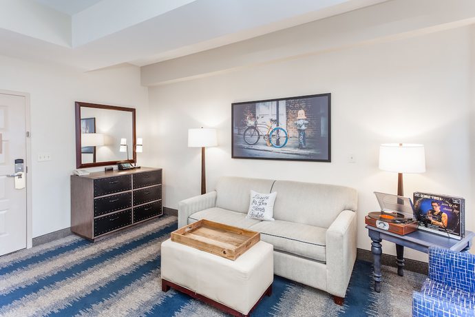 Imagen de la habitación del Hotel The Mercantile New Orleans. Foto 15