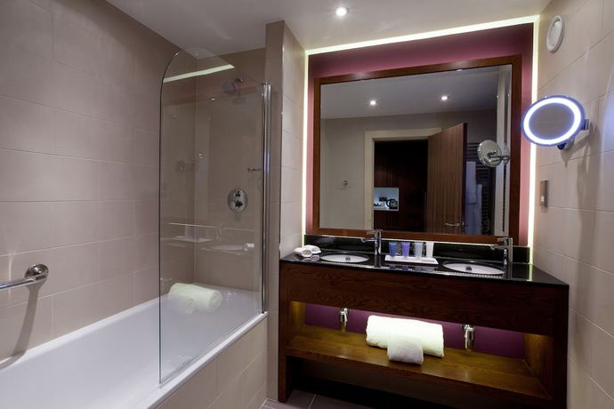 Imagen de la habitación del Hotel The Mere Golf Resort and Spa. Foto 2