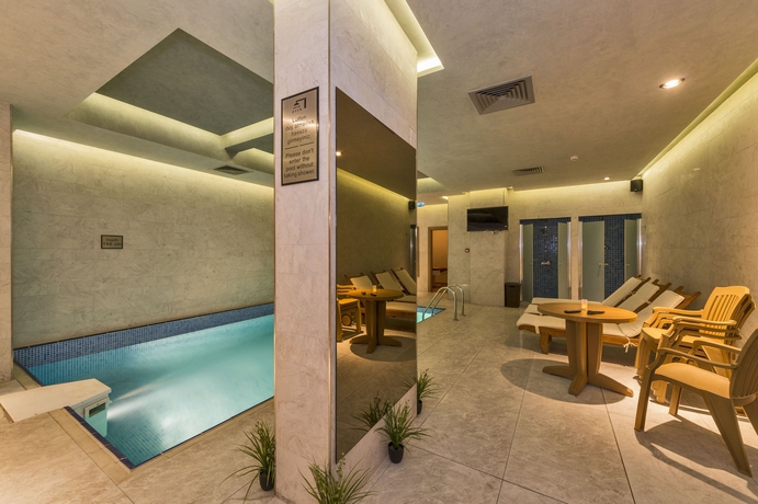 Imagen de la piscina del Hotel The Meretto İstanbul Old City. Foto 15