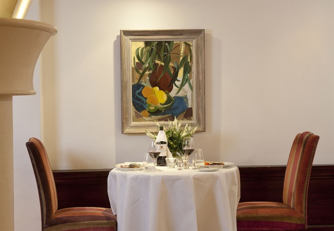 Imagen del bar/restaurante del Hotel The Merrion. Foto 2