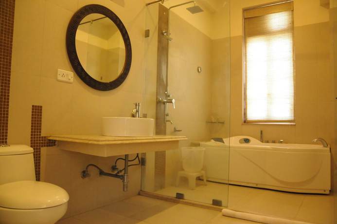 Imagen de la habitación del Hotel The Merwara Palace. Foto 6