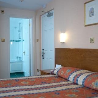 Imagen de la habitación del Hotel The Metropole, St Helier. Foto 4