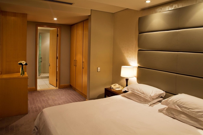 Imagen de la habitación del Hotel The Michelangelo Towers. Foto 9