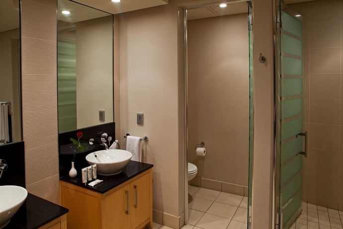 Imagen de la habitación del Hotel The Michelangelo Towers. Foto 10