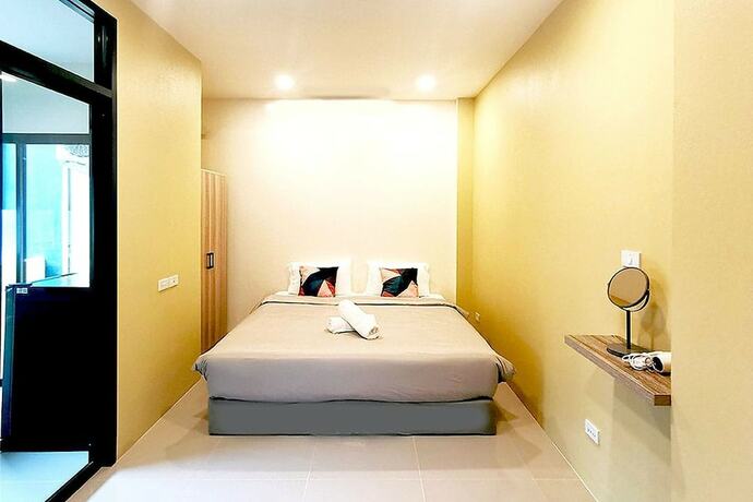 Imagen general del Hotel The Middle Town Sha. Foto 8
