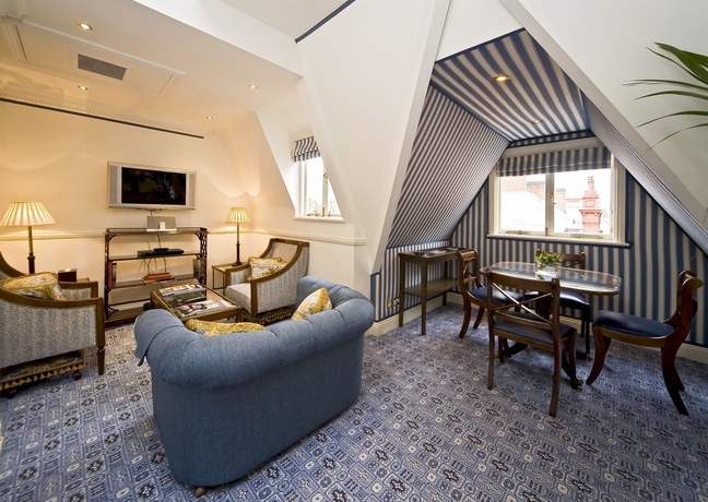 Imagen de los interiores del Hotel The Milestone. Foto 13