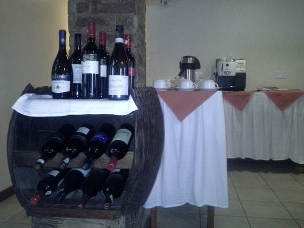 Imagen del bar/restaurante del Hotel The Milimani Lodge. Foto 4