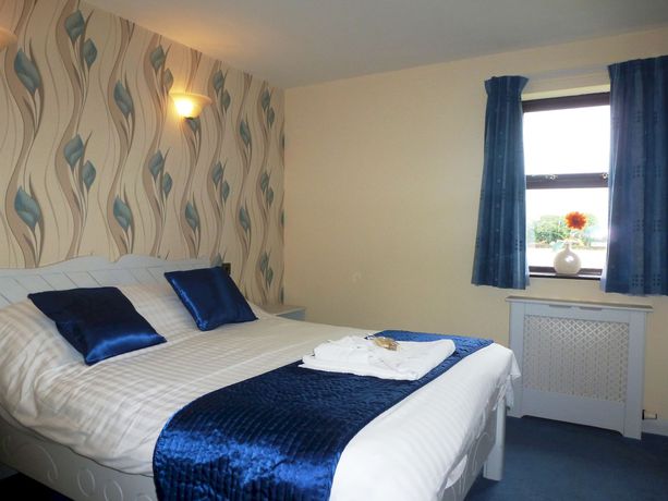 Imagen de los exteriores del Hotel The Mill Forge. Foto 9