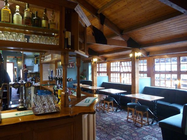 Imagen de los exteriores del Hotel The Mill Forge. Foto 13