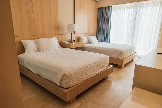 Imagen de la habitación del Hotel The Mill Resort and Suites. Foto 4