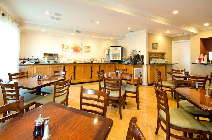 Imagen del bar/restaurante del Hotel The Millwood - A Boutique. Foto 6
