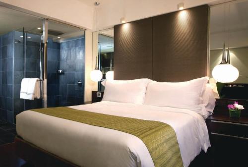 Imagen de la habitación del Hotel The Mira Hong Kong. Foto 11