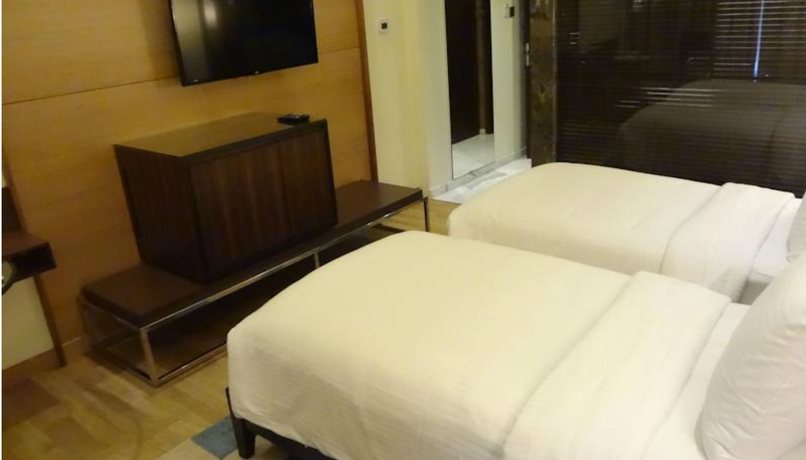 Imagen de la habitación del Hotel The Mirador. Foto 6