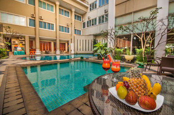 Imagen de la habitación del Hotel The Mirah Bogor. Foto 5