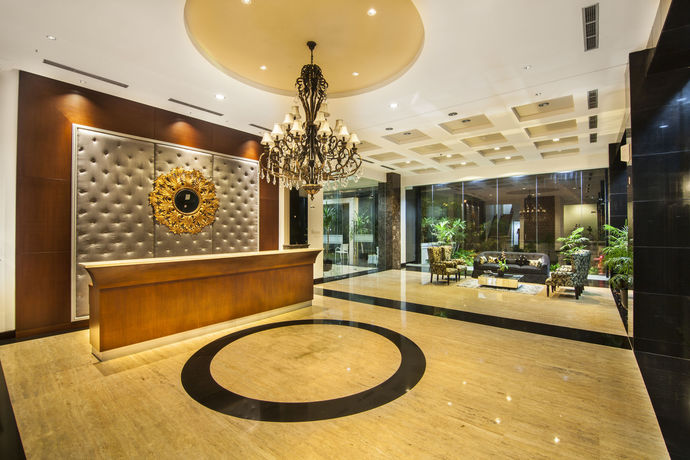 Imagen de la habitación del Hotel The Mirah Bogor. Foto 7