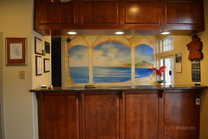 Imagen de los interiores del Hotel The Miramar Inn and Suites. Foto 17
