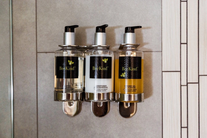 Imagen de la habitación del Hotel The Moment. Foto 4