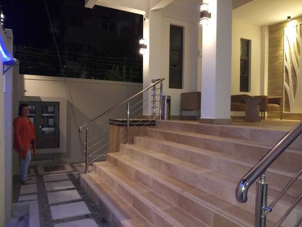 Imagen de los interiores del Hotel The Monalysa Suites and Residence. Foto 14