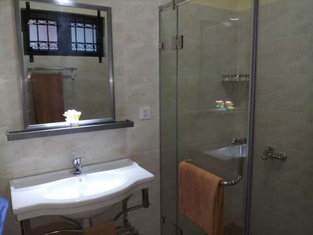 Imagen de la habitación del Hotel The Monalysa Suites and Residence. Foto 12