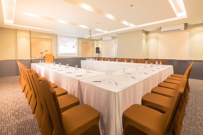 Imagen de los interiores del Hotel The Monarch, Dagupan. Foto 15