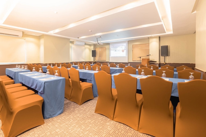 Imagen de los interiores del Hotel The Monarch, Dagupan. Foto 18
